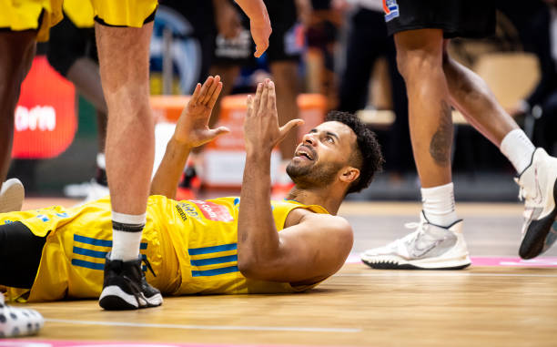 国选手在国 国选手在国