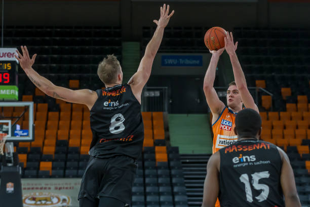 验丰富的资 验丰富的资